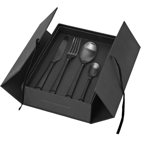 Broste Copenhagen Hune Titanium Mat Black, bestickset m. 16 delar